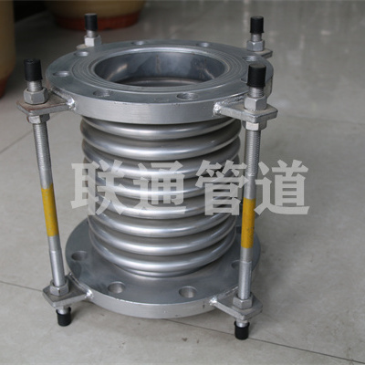 �������y���a����