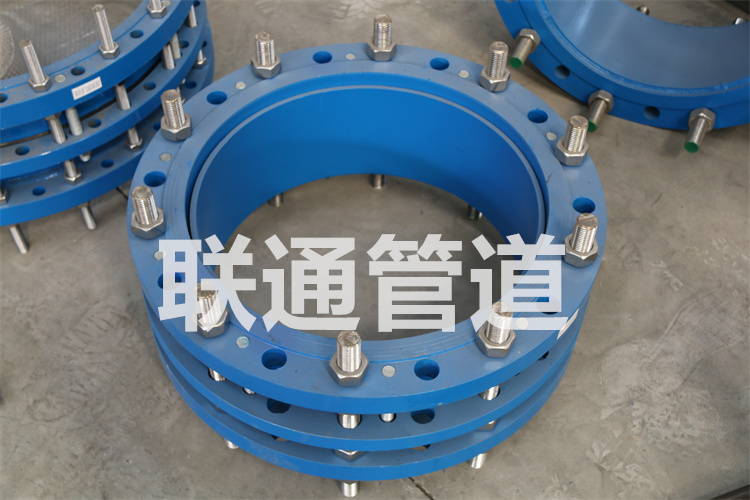 ��s���D��